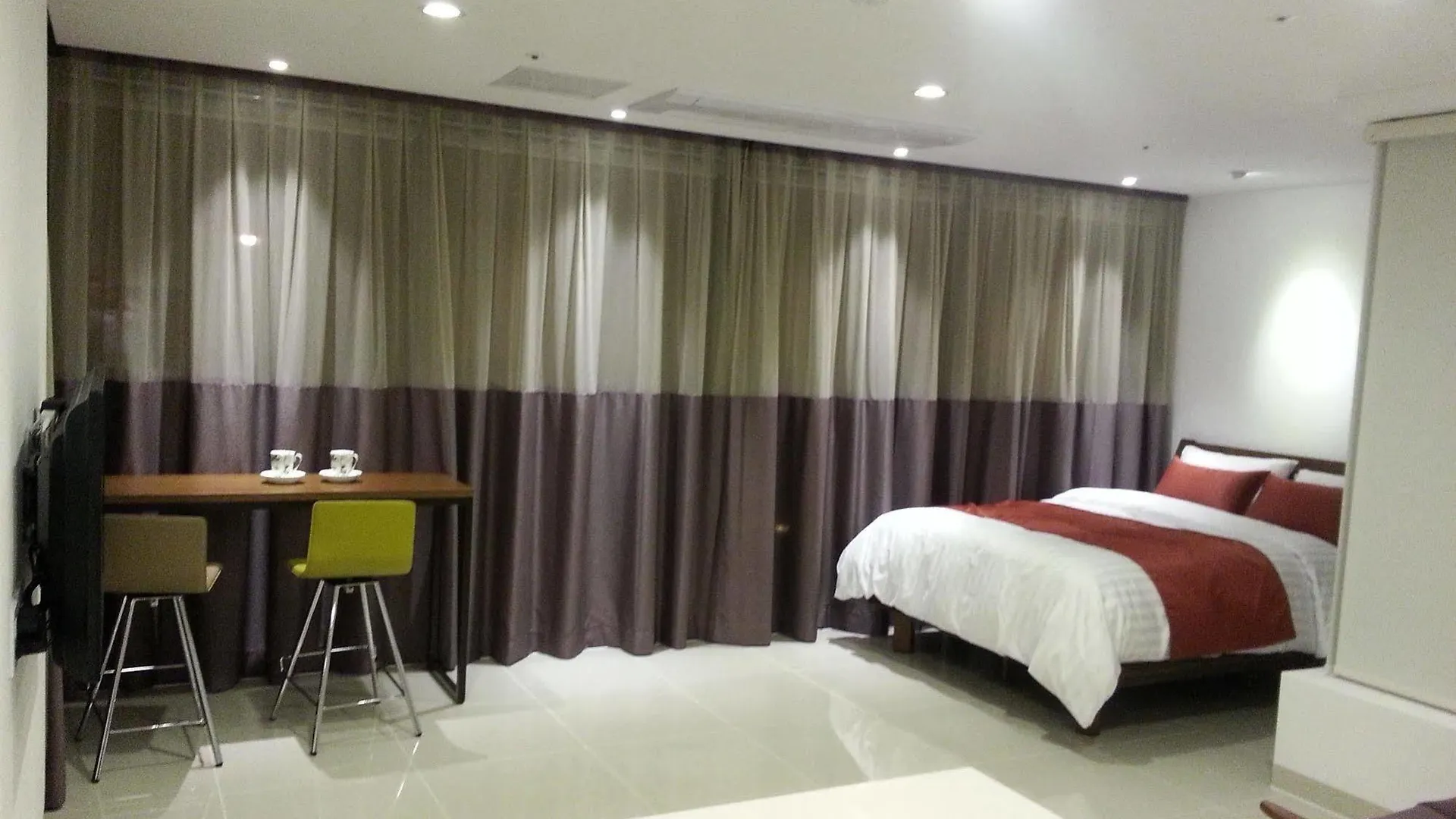 Vista Resort Jeju 3*,